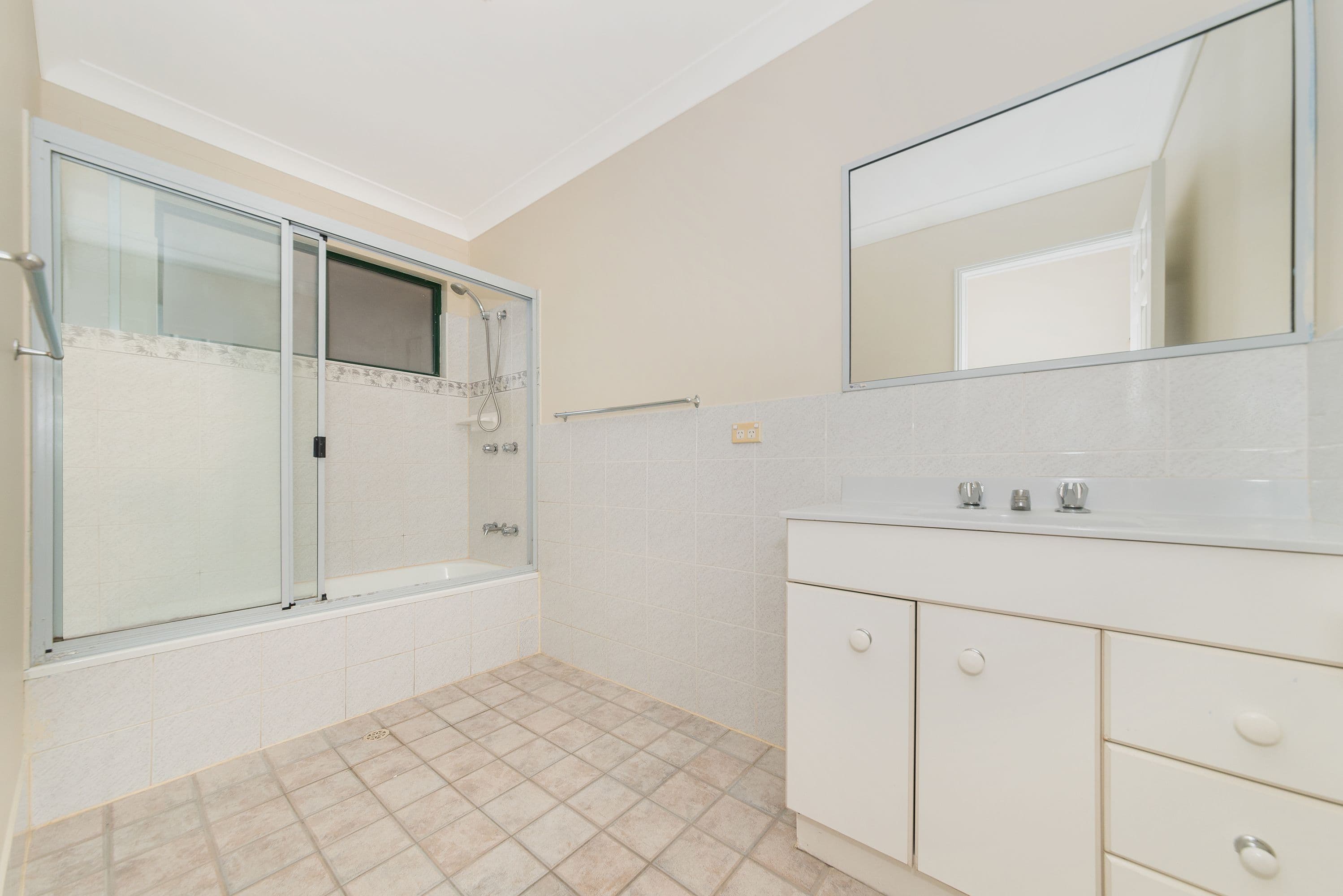 34 Bonnett Road, Mount Low QLD 4818, Mount Low - Thumbnail 7