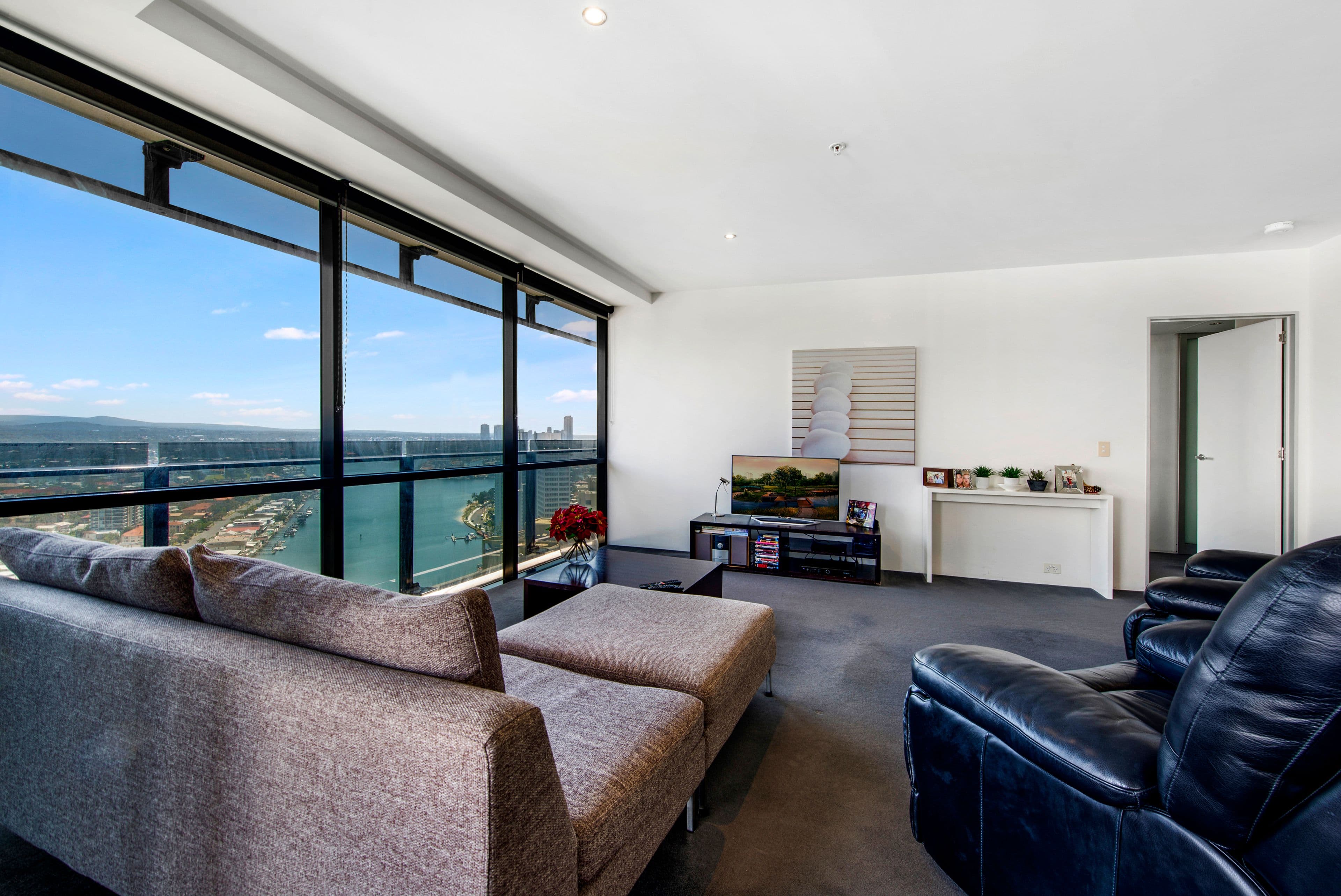 9 Ferny Avenue, Surfers Paradise QLD 4217, Surfers Paradise - Image 1