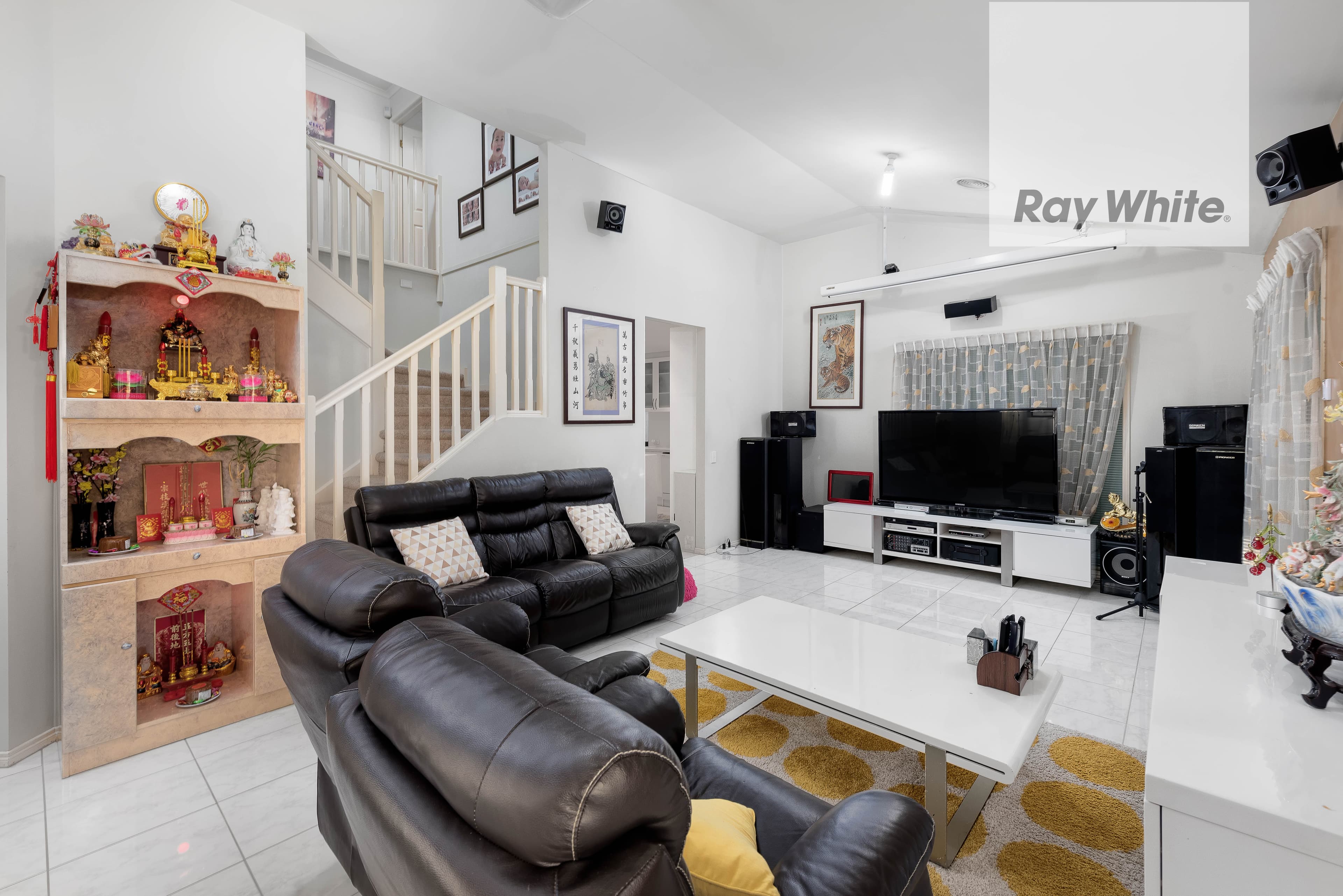 1 Highview Drive, South Morang VIC 3752, South Morang - Thumbnail 2