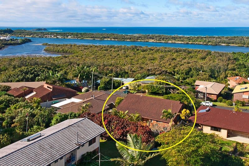 7 Allamanda Avenue, BANORA POINT NSW 2486, Banora Point - Thumbnail 5