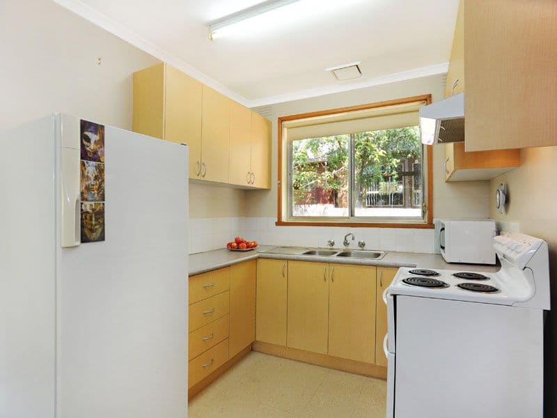 Unit 5, 5  KINCUMBER Drive, CROYDON VIC 3136, Croydon - Thumbnail 2