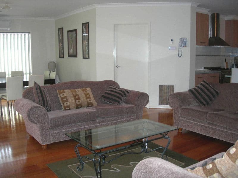 14 Kensei Street, MELTON VIC 3337, Melton - Thumbnail 5