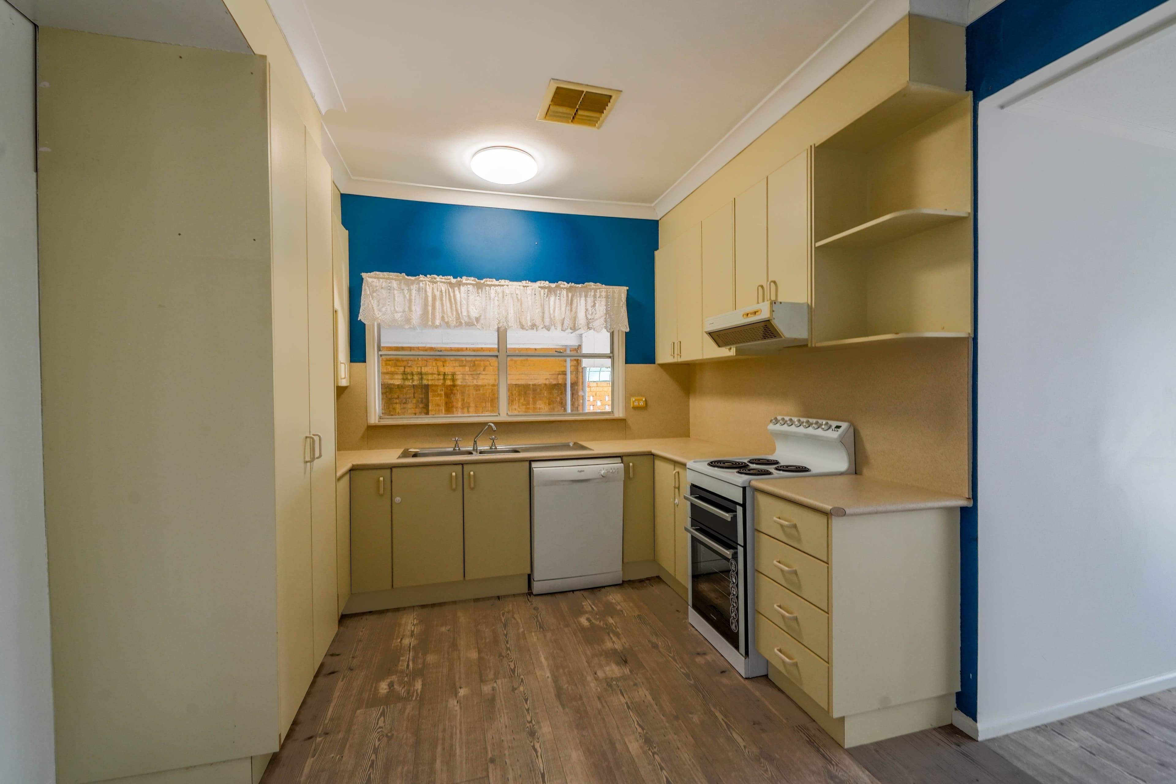 9 Abbott Street, Forbes NSW 2871, Forbes - Thumbnail 4