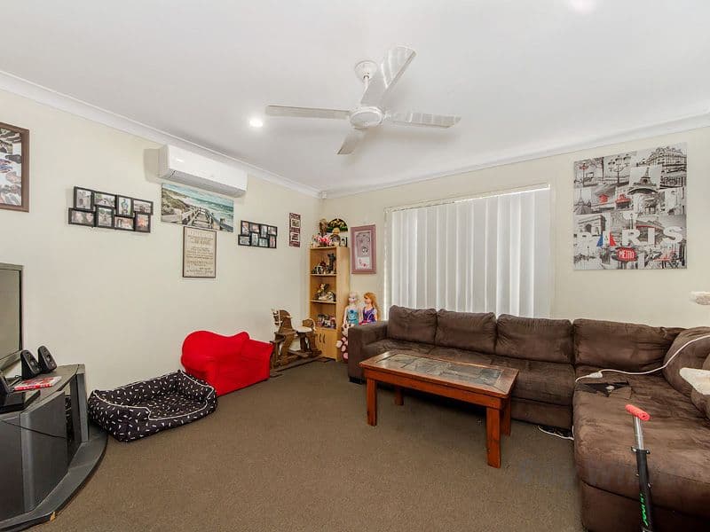 11 Bedivere Drive, Ormeau QLD 4208, Ormeau - Thumbnail 2