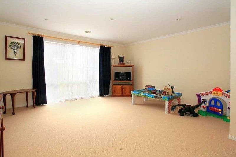 13  Bells Court, WANTIRNA SOUTH VIC 3152, Wantirna South - Thumbnail 5