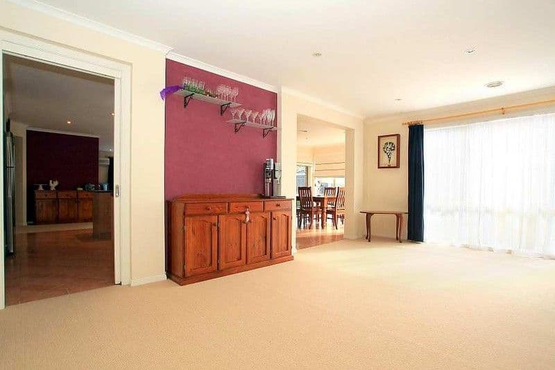 13  Bells Court, WANTIRNA SOUTH VIC 3152, Wantirna South - Thumbnail 8