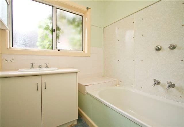 9 Malahang Parade, HEIDELBERG WEST VIC 3081, Heidelberg West - Thumbnail 4