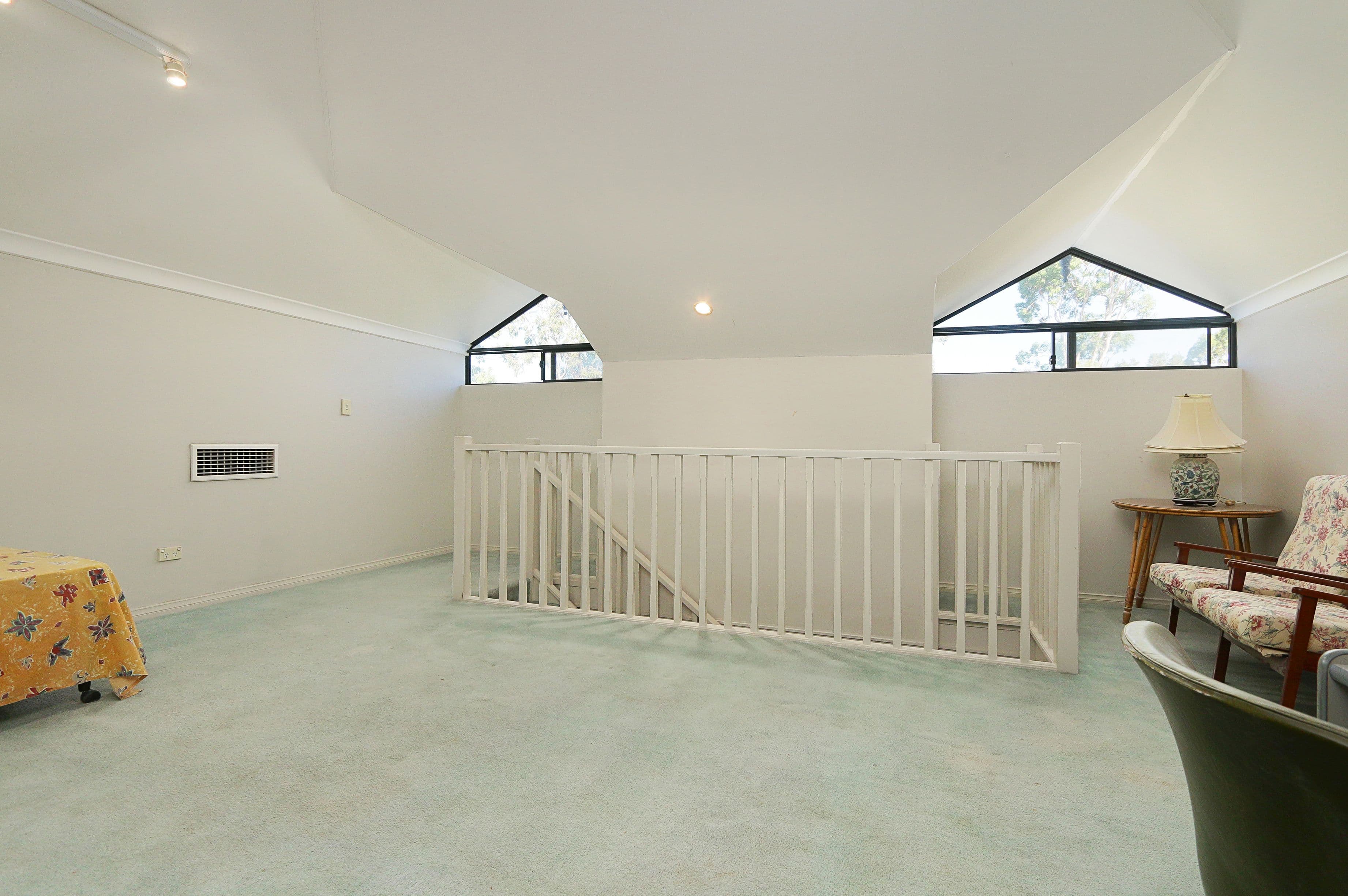11 The Bridgeway, Canning Vale WA 6155, Canning Vale - Thumbnail 4