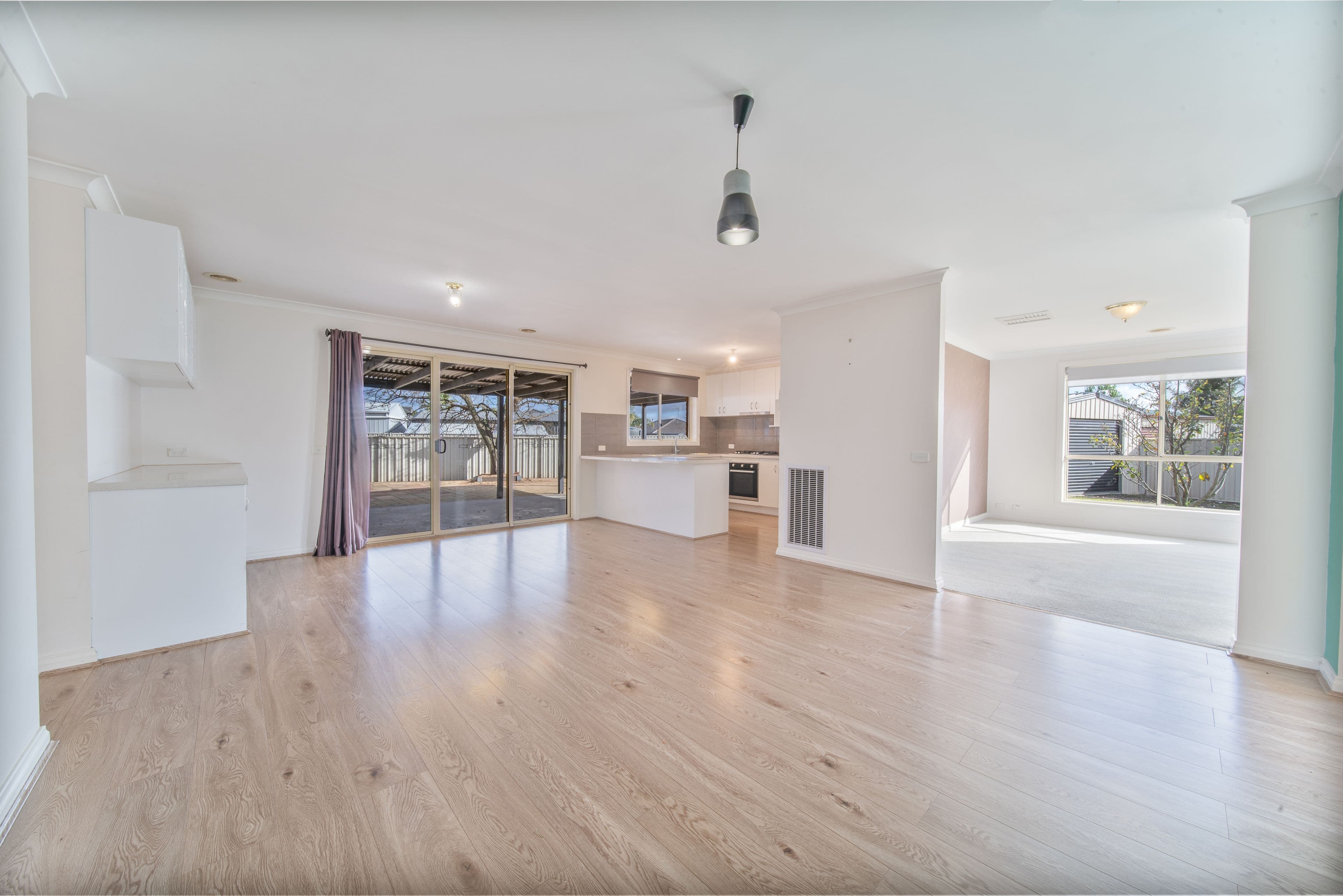 19 Cassandra Crescent, Epsom VIC 3551, Epsom - Thumbnail 4