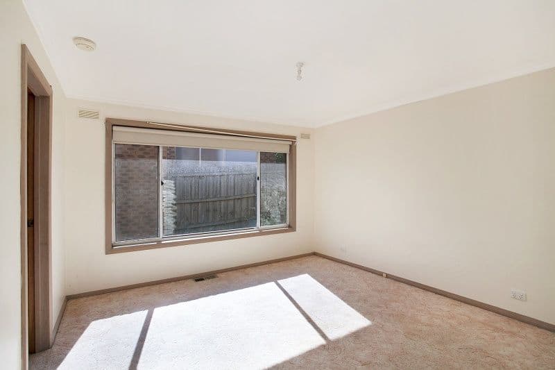 16 Bowmore Road, NOBLE PARK VIC 3174, Noble Park - Thumbnail 5