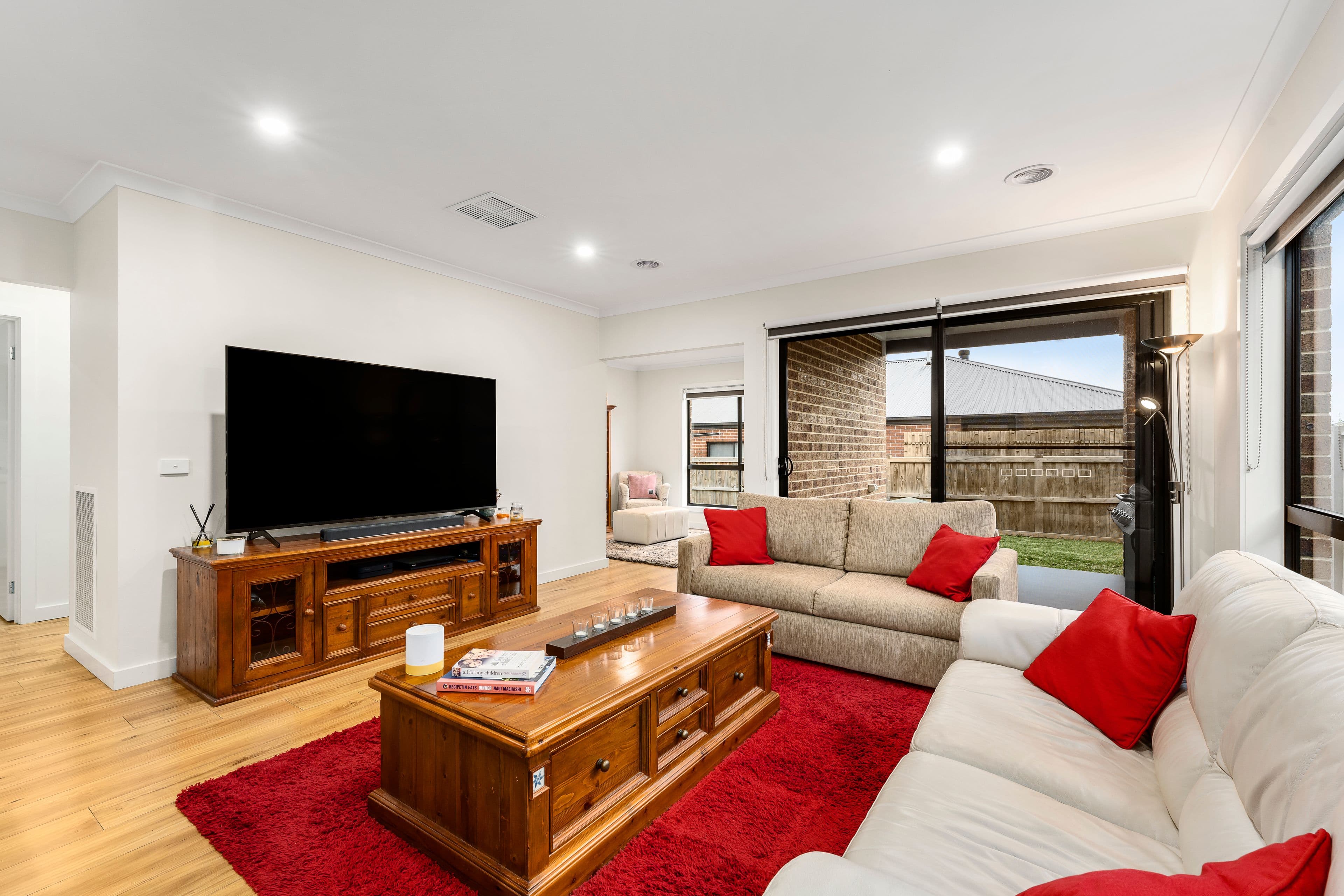 8 Burnett Drive, Beveridge VIC 3753, Beveridge - Thumbnail 4