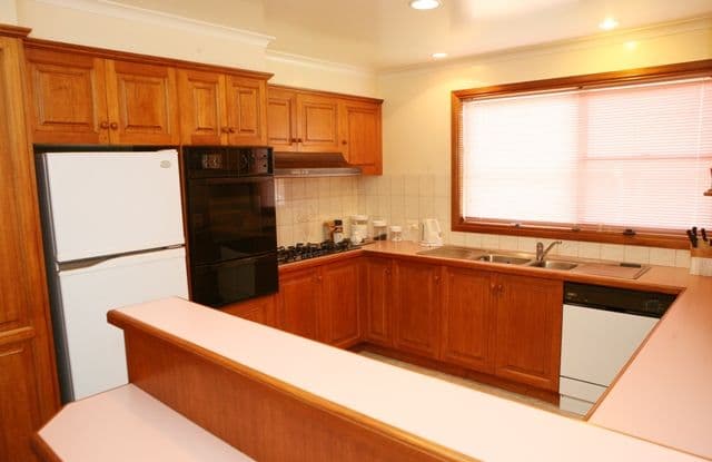13 Marlee Court, WARRNAMBOOL VIC 3280, Warrnambool - Thumbnail 4