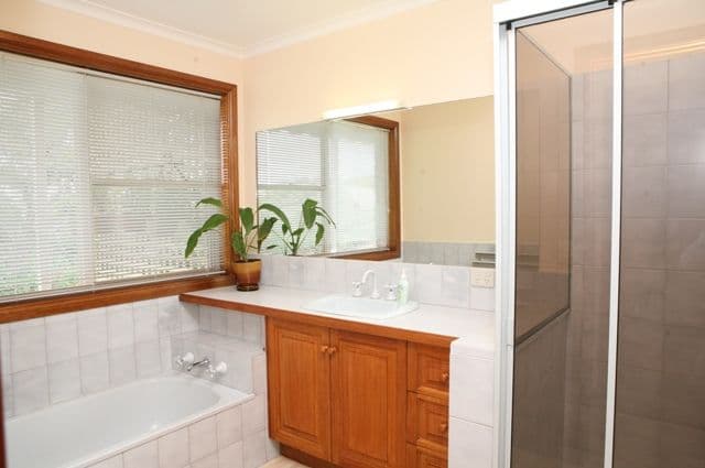 13 Marlee Court, WARRNAMBOOL VIC 3280, Warrnambool - Thumbnail 5