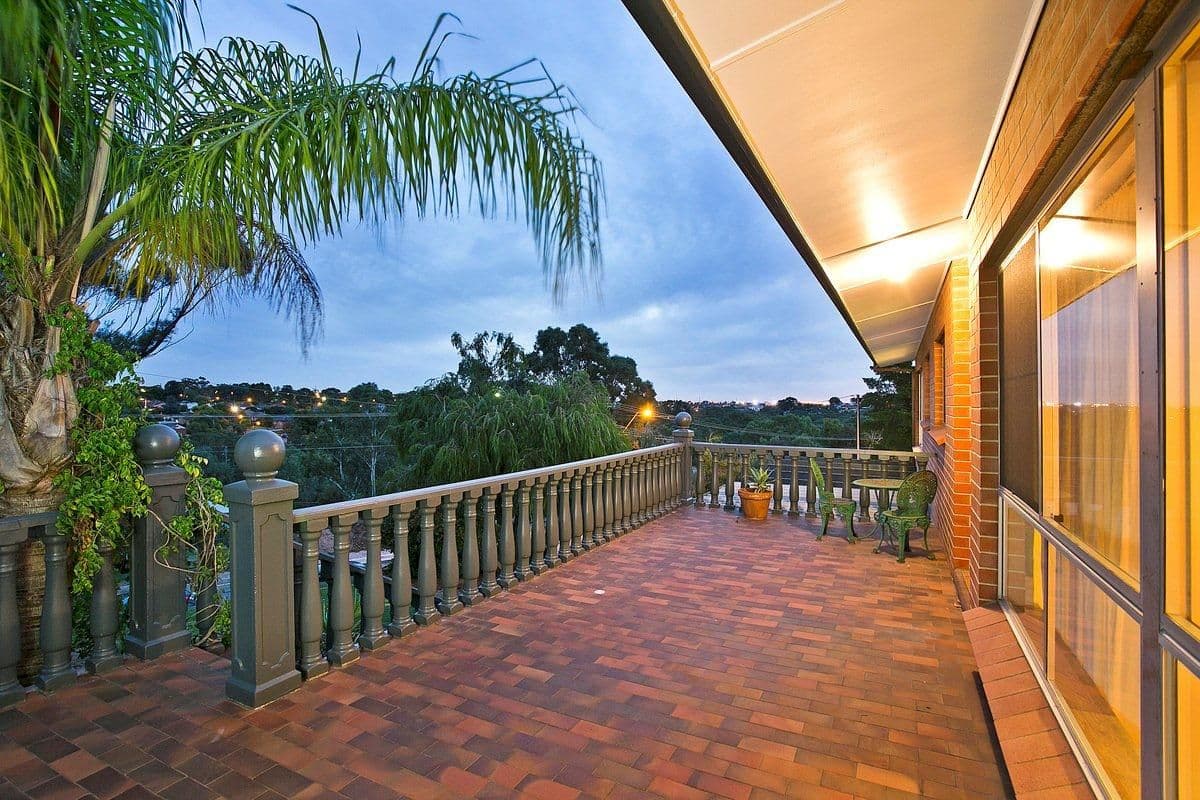 42 Flinders Drive, VALLEY VIEW SA 5093, Valley View - Thumbnail 2
