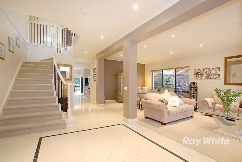 3 Davies Close, WANTIRNA VIC 3152, Wantirna - Thumbnail 3