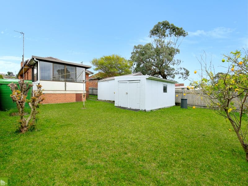 82 Stuart Road, Warrawong - Thumbnail 7