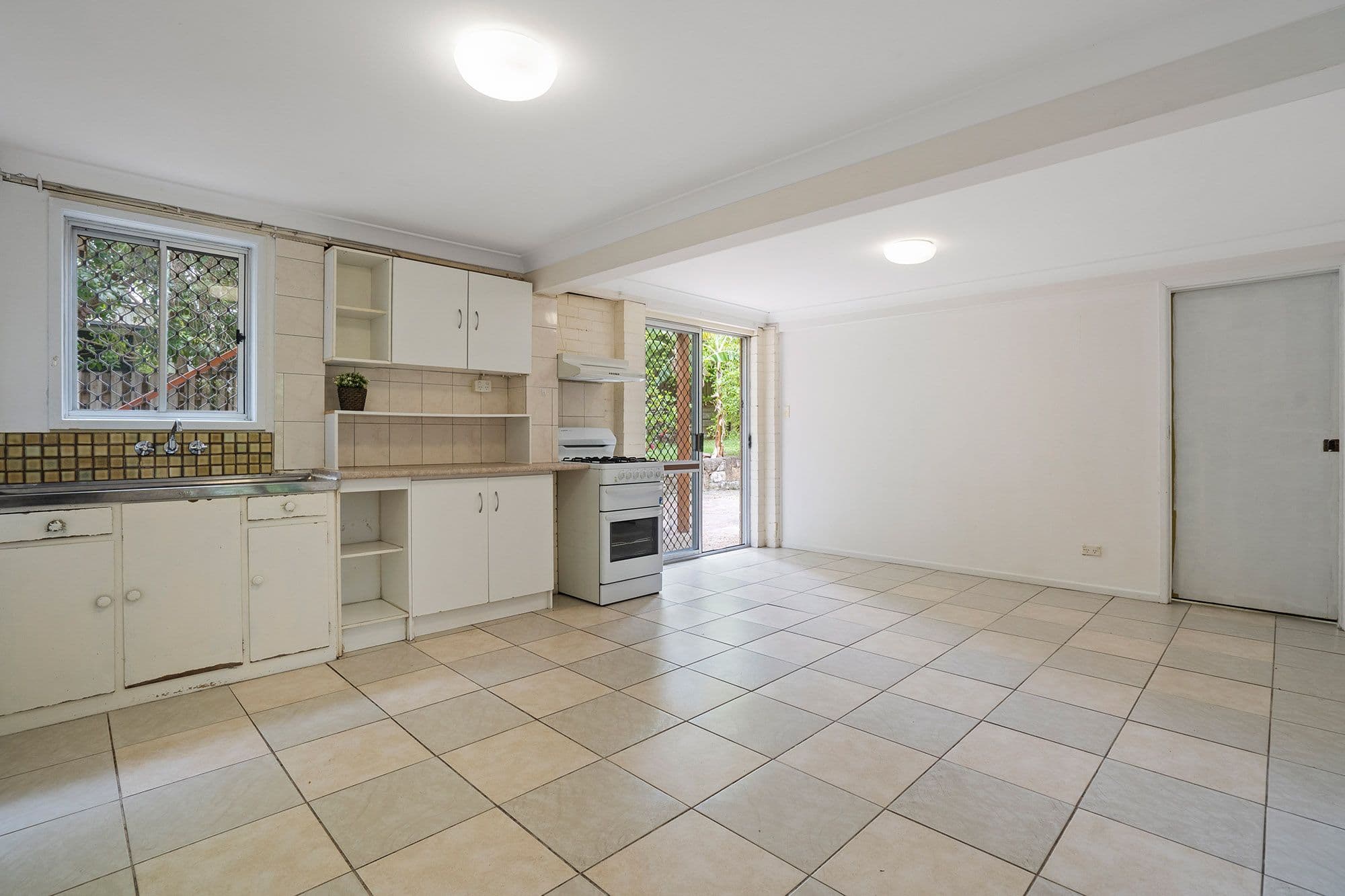 8 Acron Street, Macgregor QLD 4109, Macgregor - Thumbnail 5