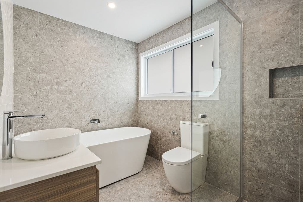 45A & 45B Greenview Drive, Horsley - Thumbnail 2