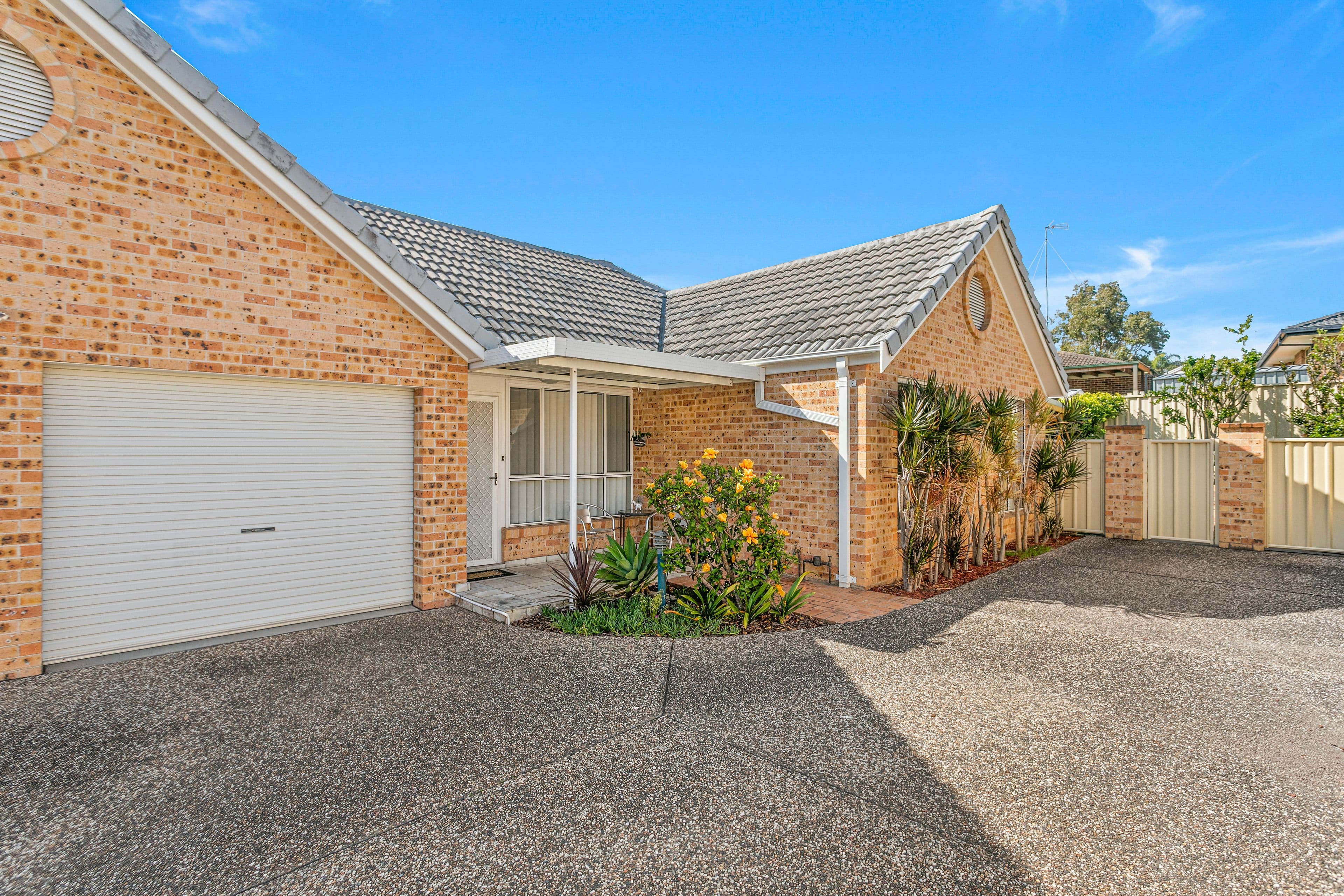 2/16 Kianga Close, Flinders NSW 2529, Flinders - Image 1
