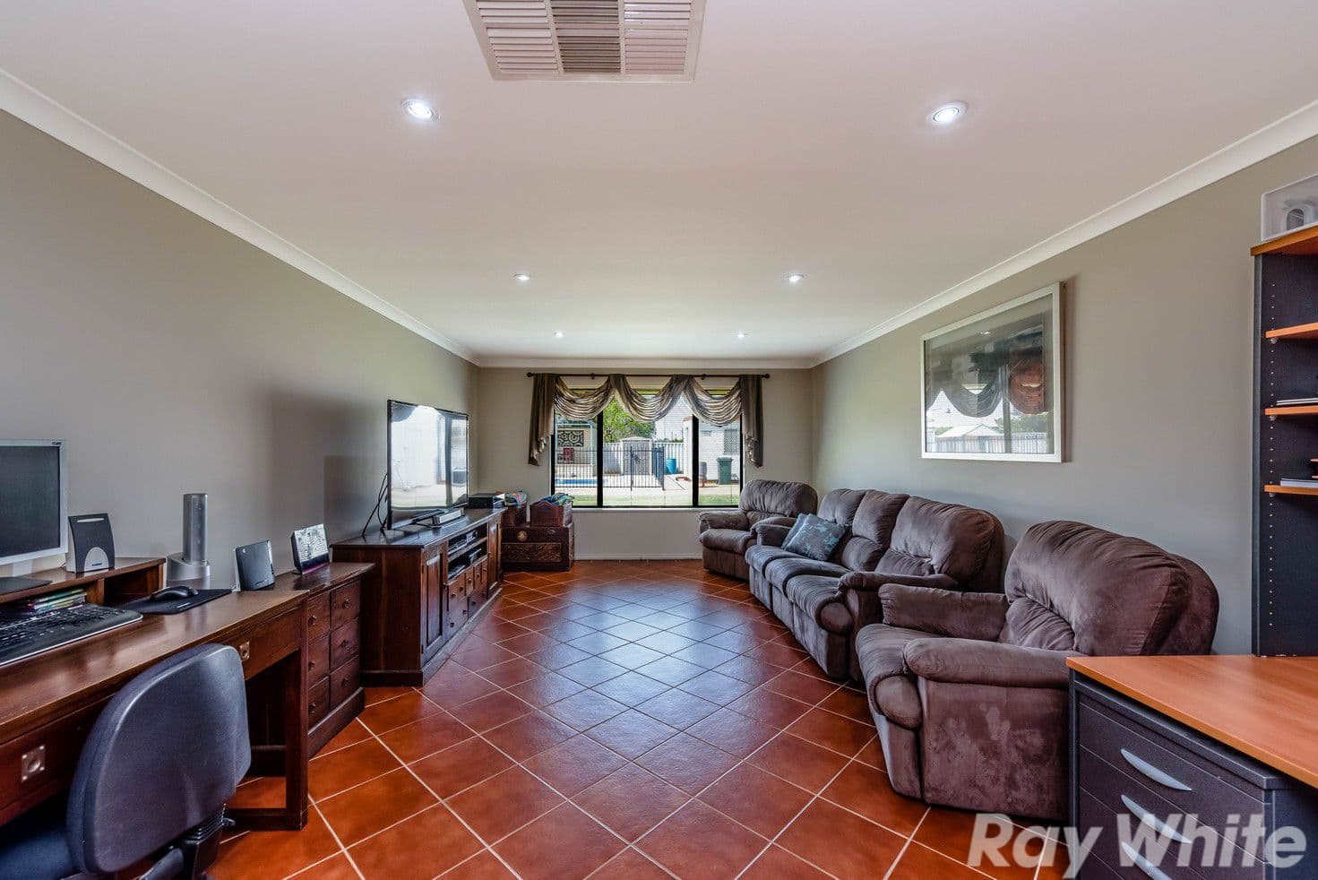 5 Sugarwood Court, Strathalbyn WA 6530, Strathalbyn - Thumbnail 4