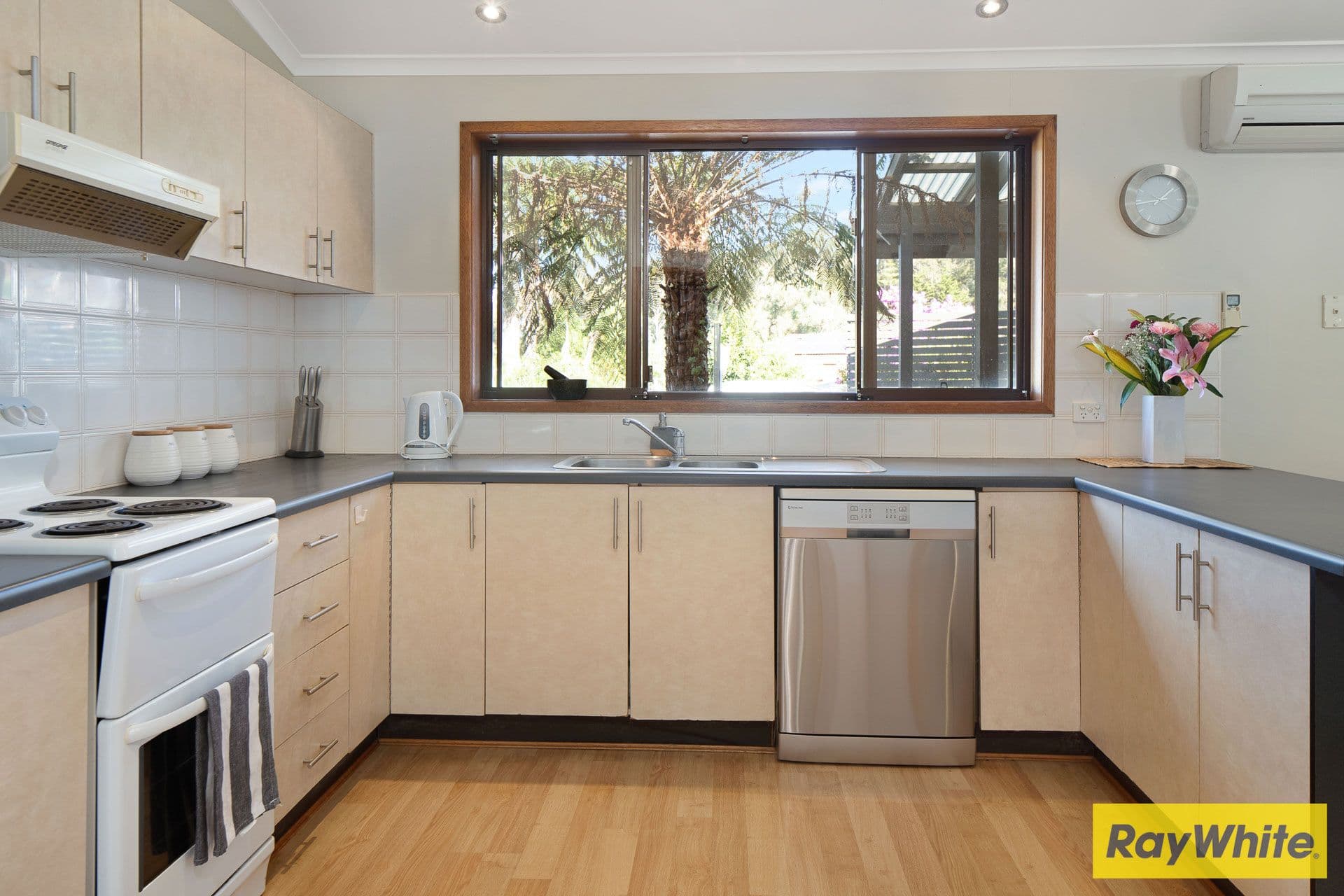 6 Haven Place, Batehaven NSW 2536, Batehaven - Thumbnail 3