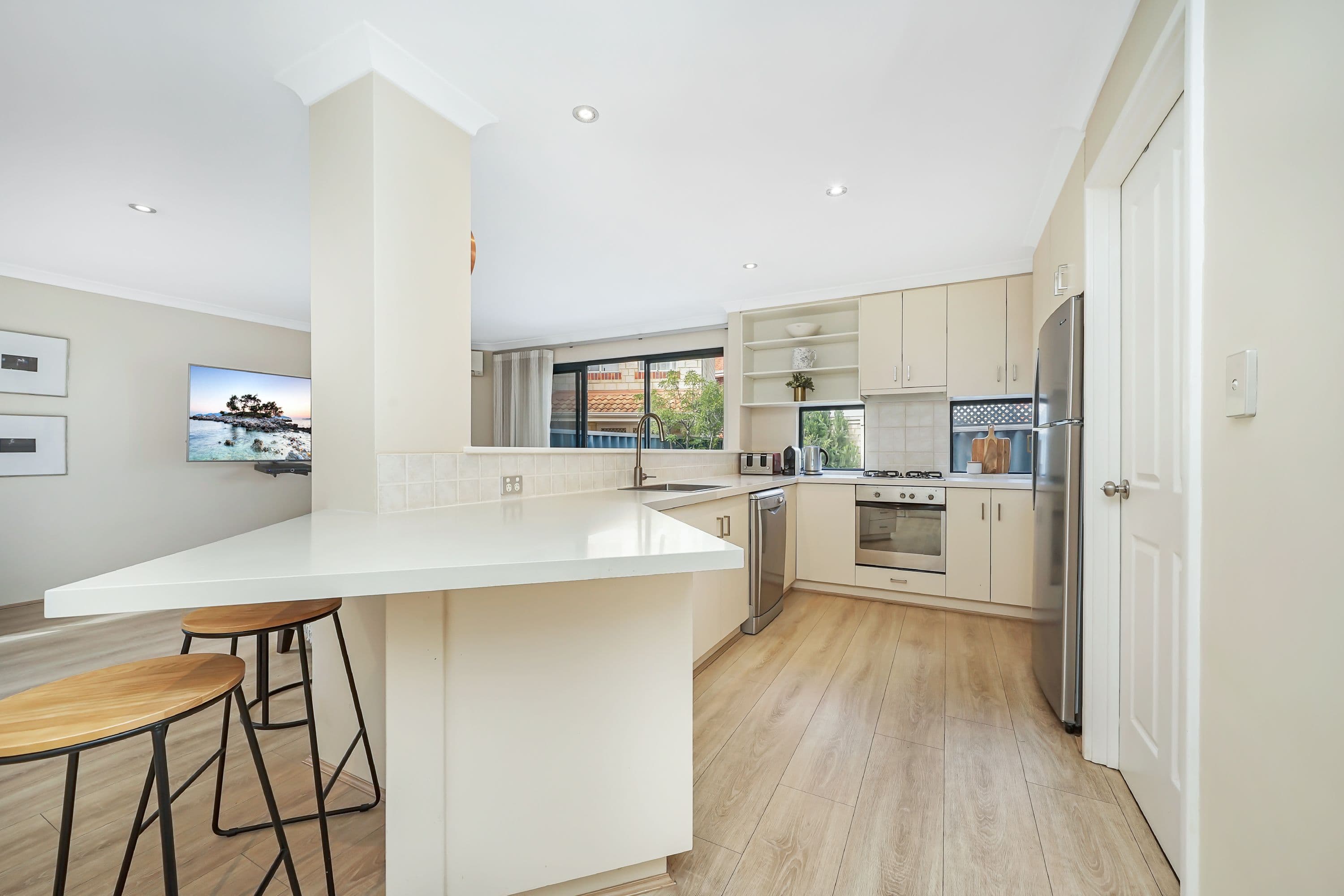17 Barney Street, Mount Hawthorn WA 6016, Mount Hawthorn - Thumbnail 5