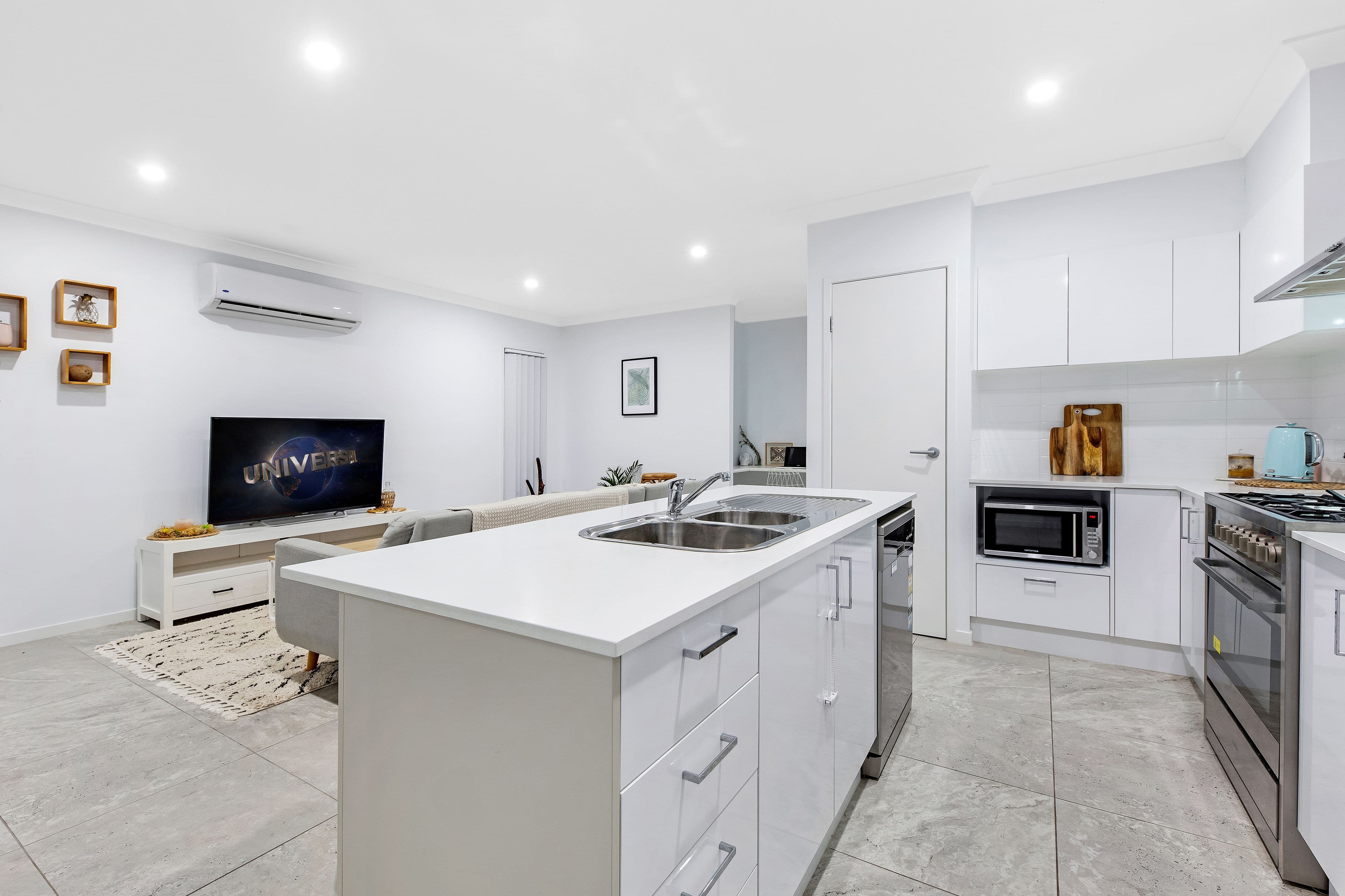 18 Belconnen Drive, Pimpama QLD 4209, Pimpama - Thumbnail 7