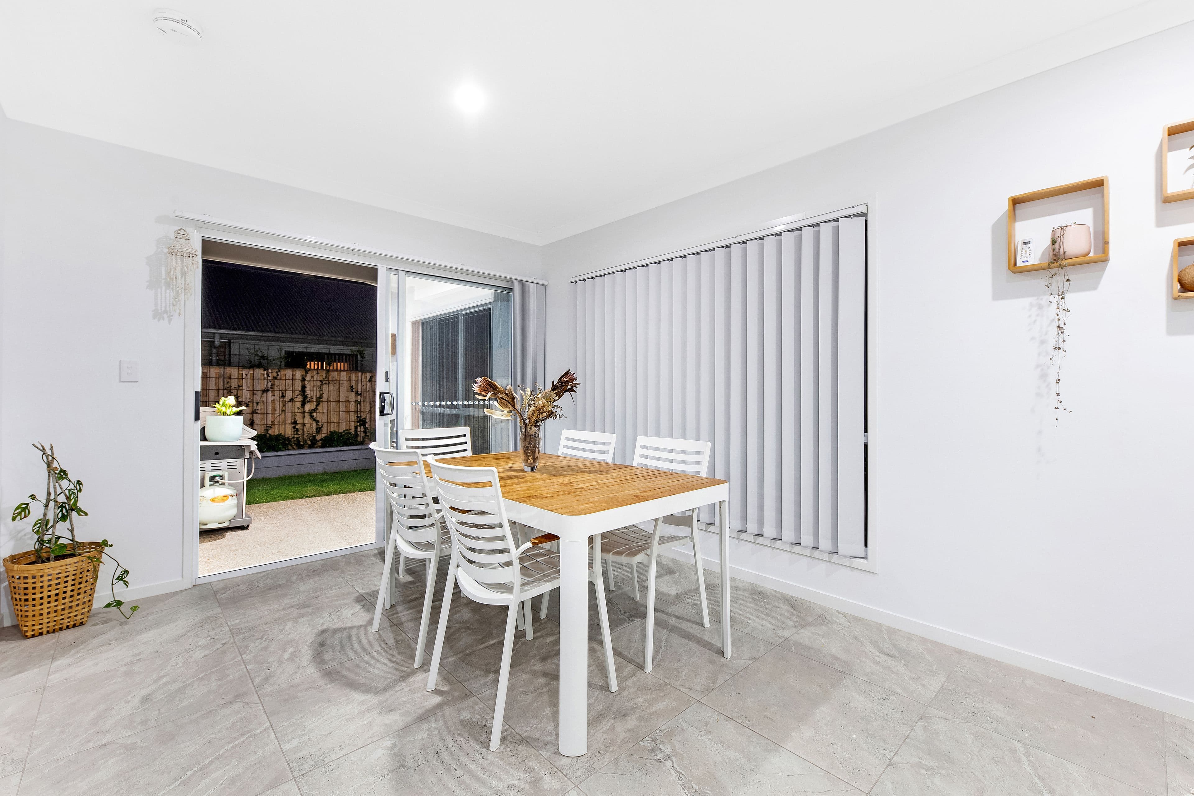 18 Belconnen Drive, Pimpama QLD 4209, Pimpama - Thumbnail 8