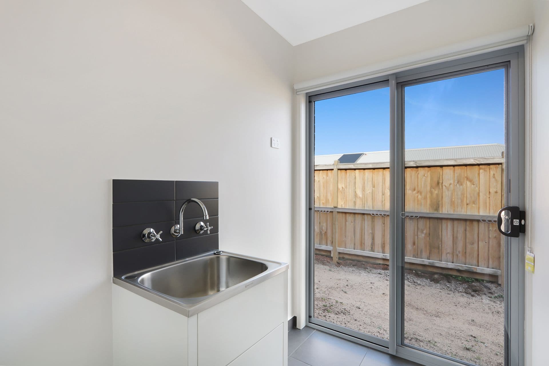 15 Tambo Drive, Warragul VIC 3820, Warragul - Thumbnail 8