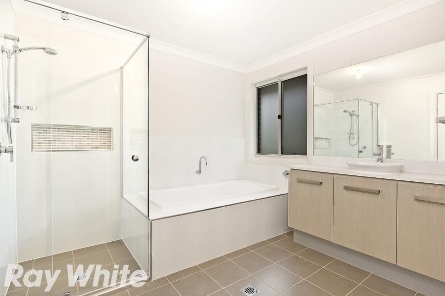 28 Oakland Avenue, Baulkham Hills NSW 2153, Baulkham Hills - Thumbnail 4