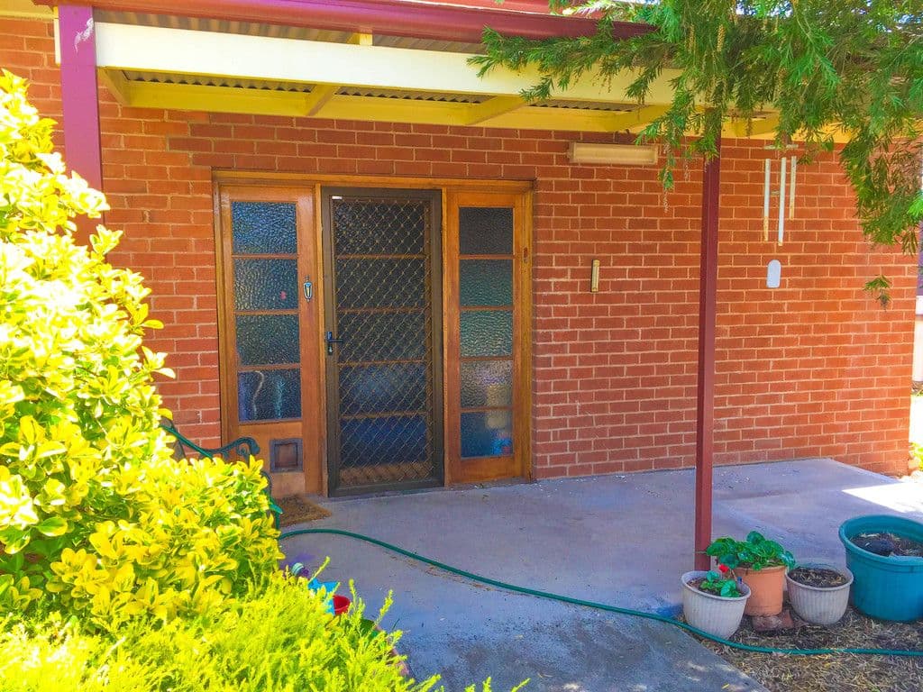 37 Cadell Street, Narrandera - Thumbnail 4