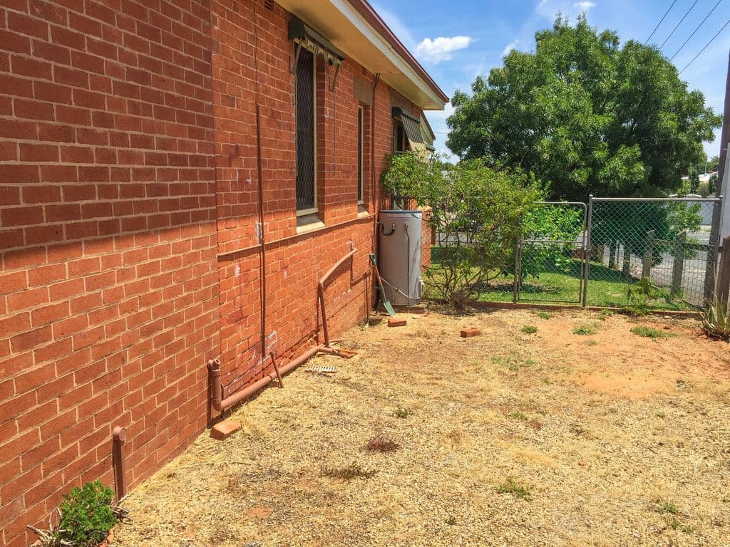 37 Cadell Street, Narrandera - Thumbnail 7