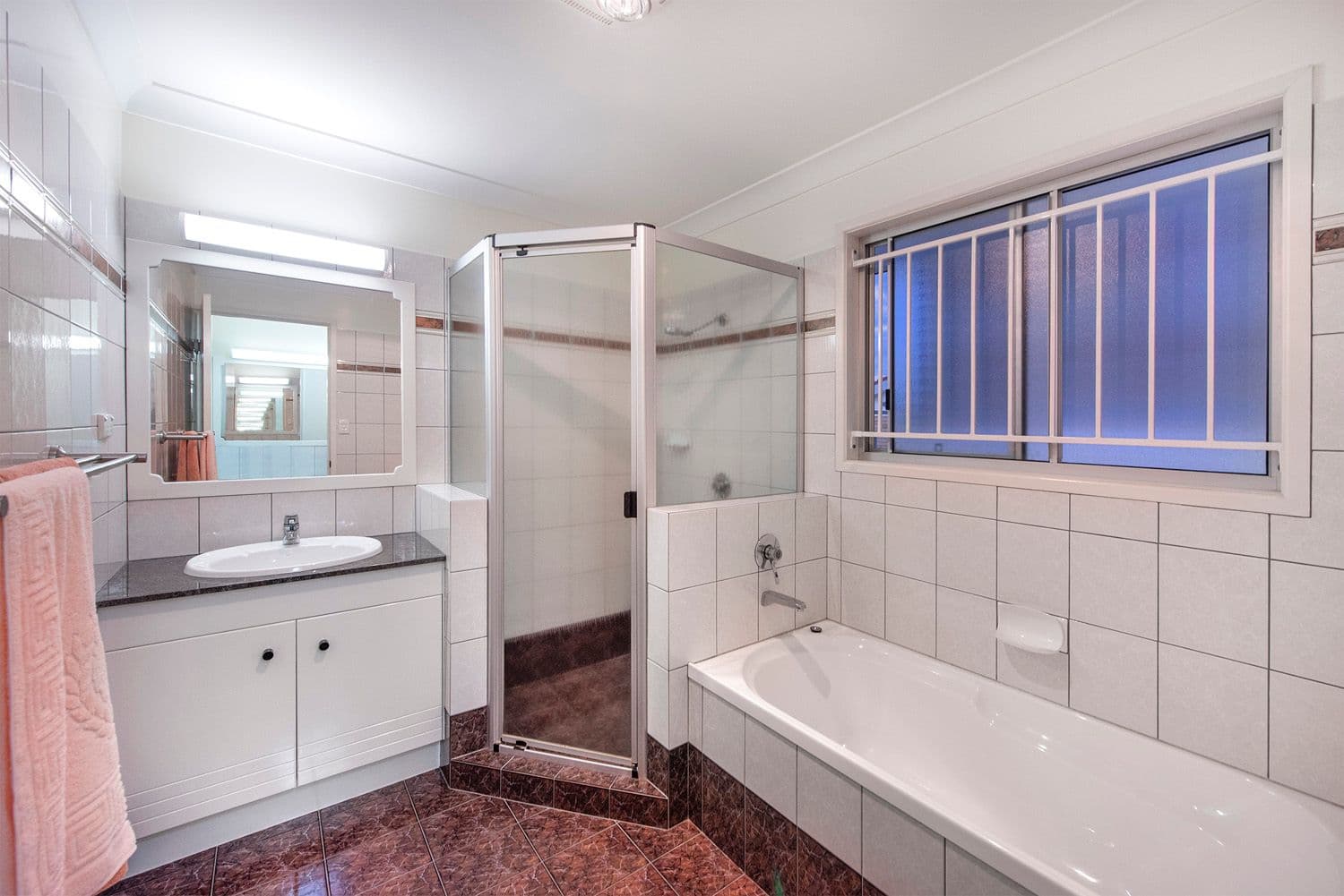 15 Bridgeport Street, Macgregor QLD 4109, Macgregor - Thumbnail 5