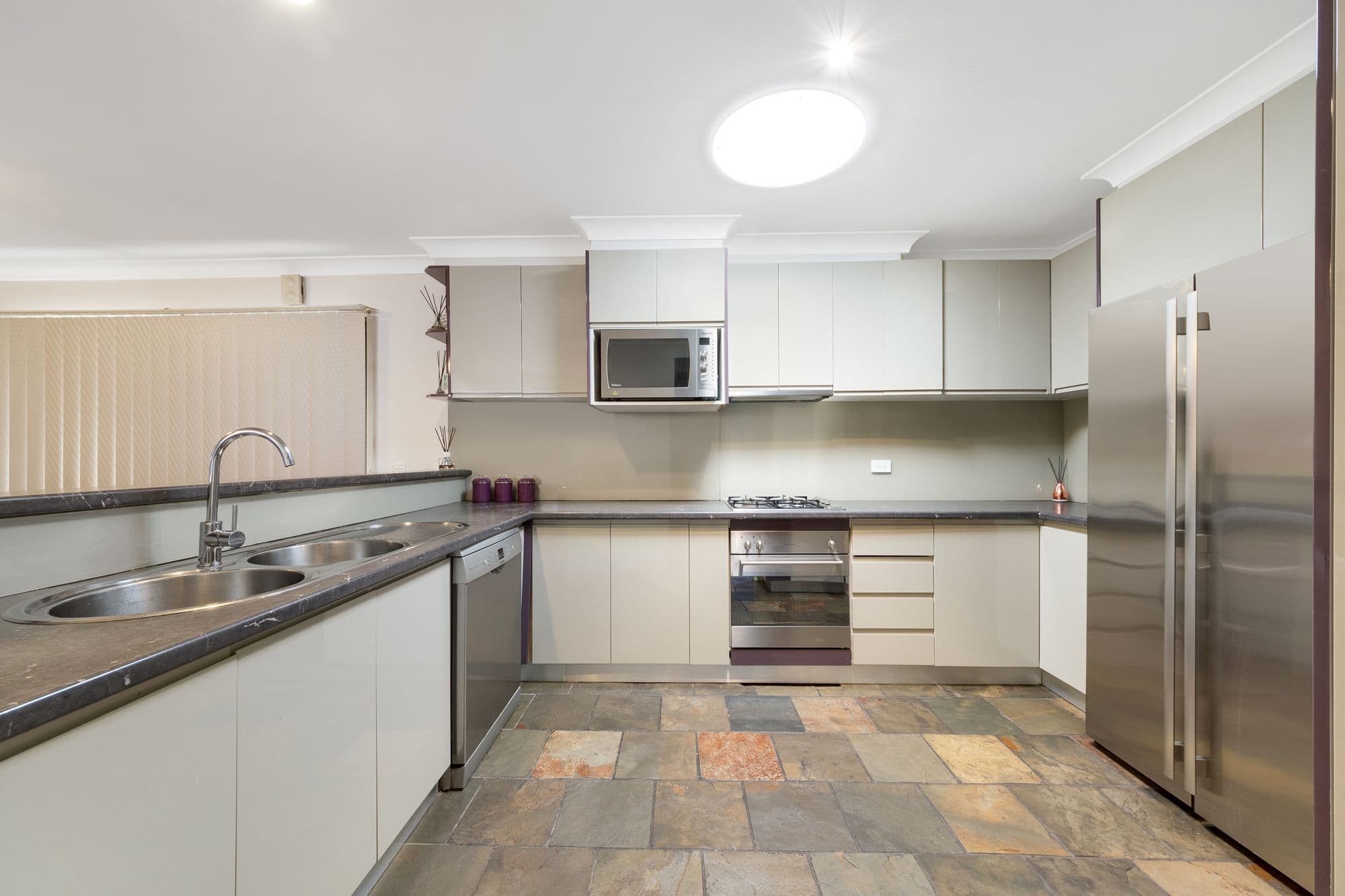 62 Fenton Crescent, Minto - Thumbnail 4