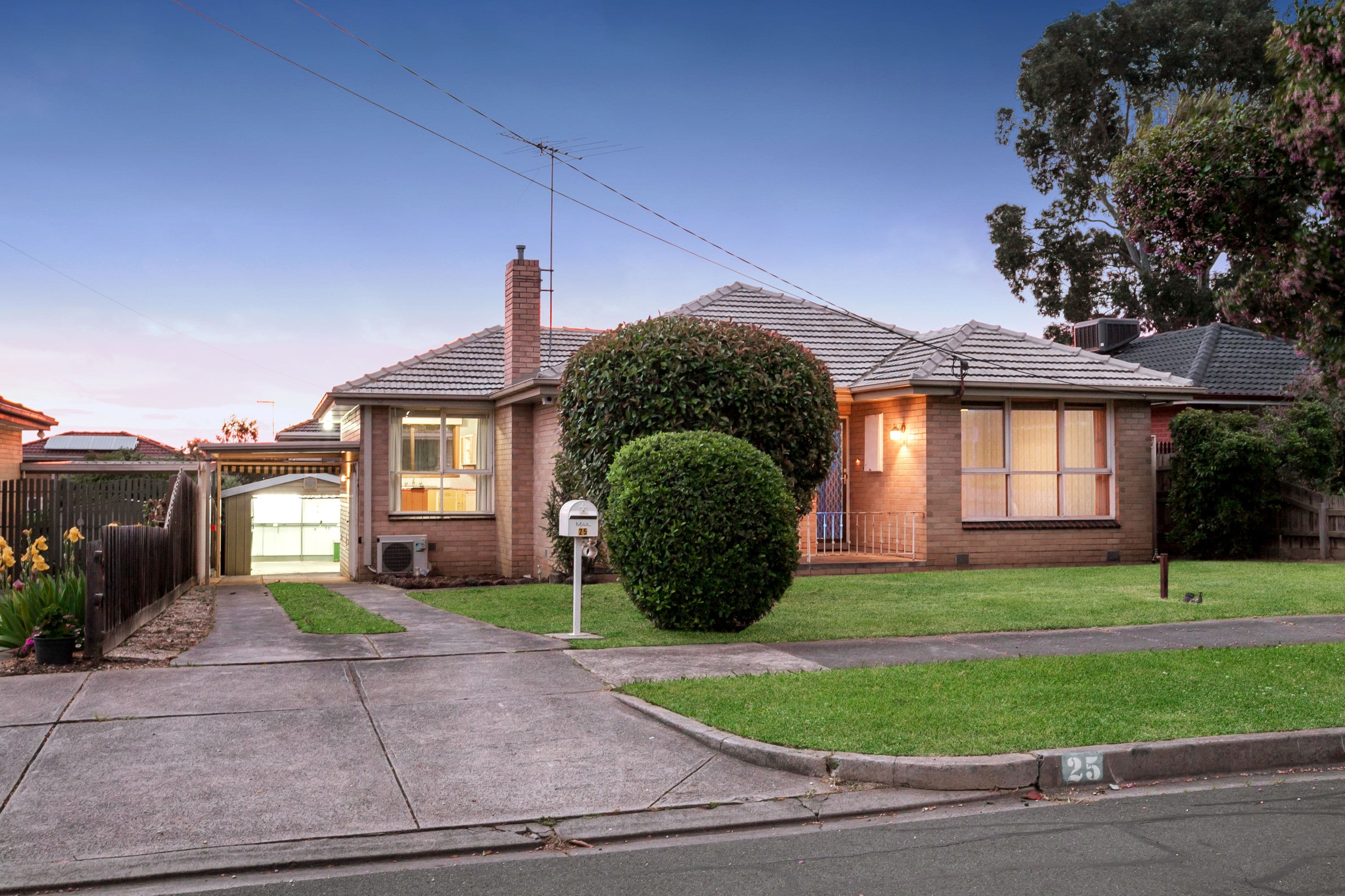 25 Eagle Avenue, Kingsbury VIC 3083, Kingsbury - Image 1