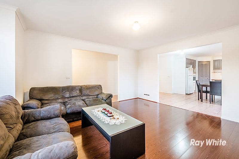 12 Breamlea Way, Cranbourne West VIC 3977, Cranbourne West - Thumbnail 2