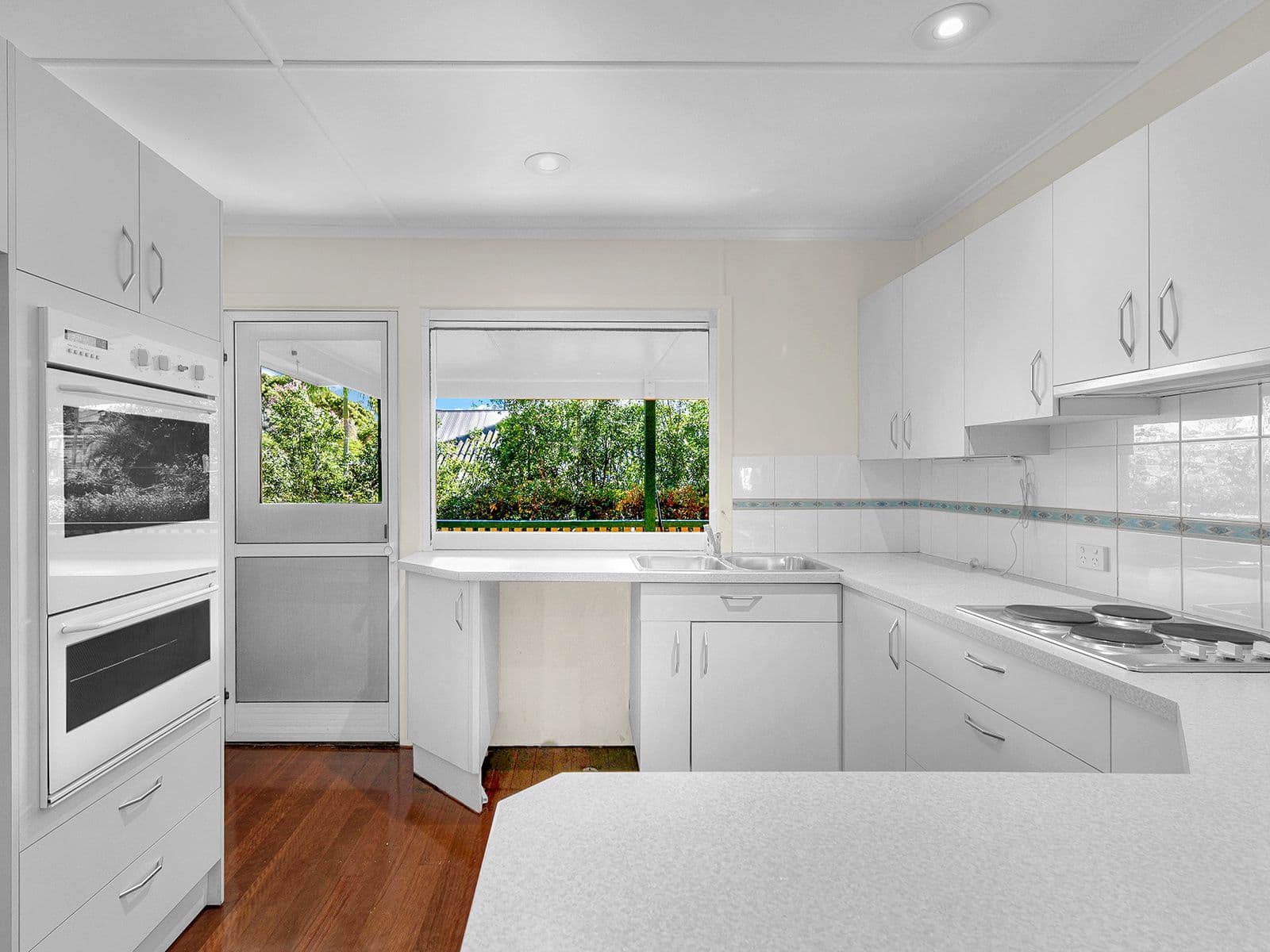 21 Narela Street, Cannon Hill QLD 4170, Cannon Hill - Thumbnail 2