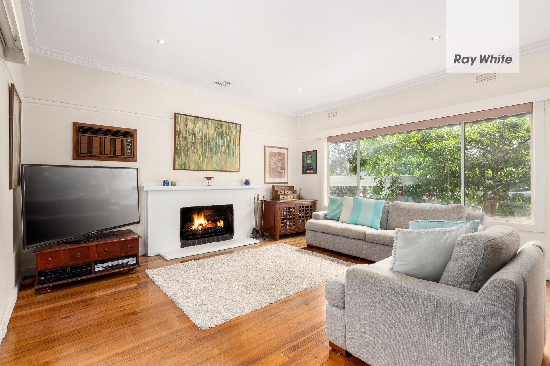 34 Clanbrae Avenue, Burwood VIC 3125, Burwood - Thumbnail 2