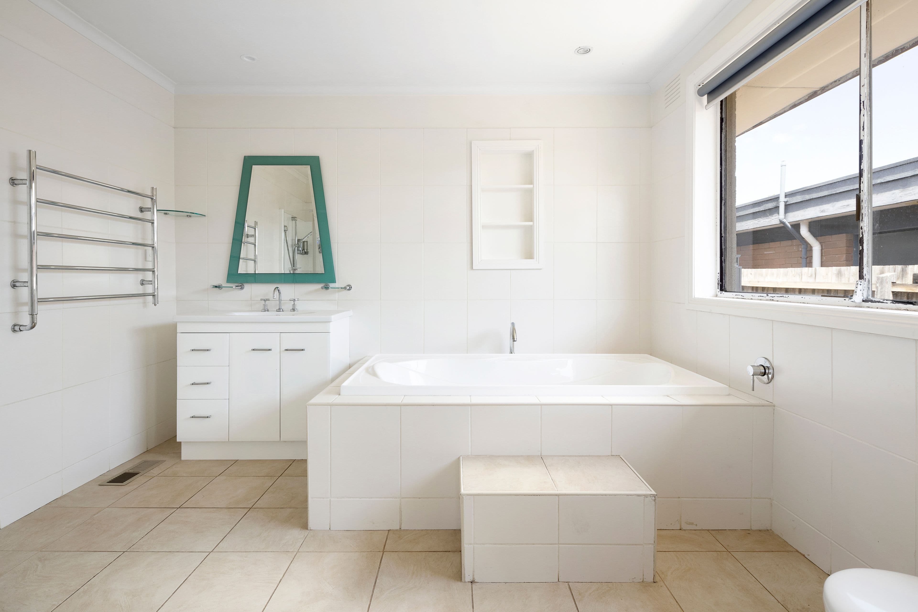 8 Drysdale Avenue, Frankston VIC 3199, Frankston - Thumbnail 7