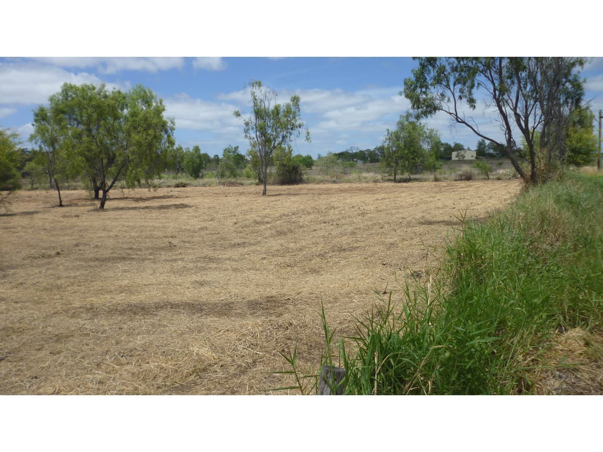 133 Somerset Road, Gracemere QLD, Gracemere - Thumbnail 2