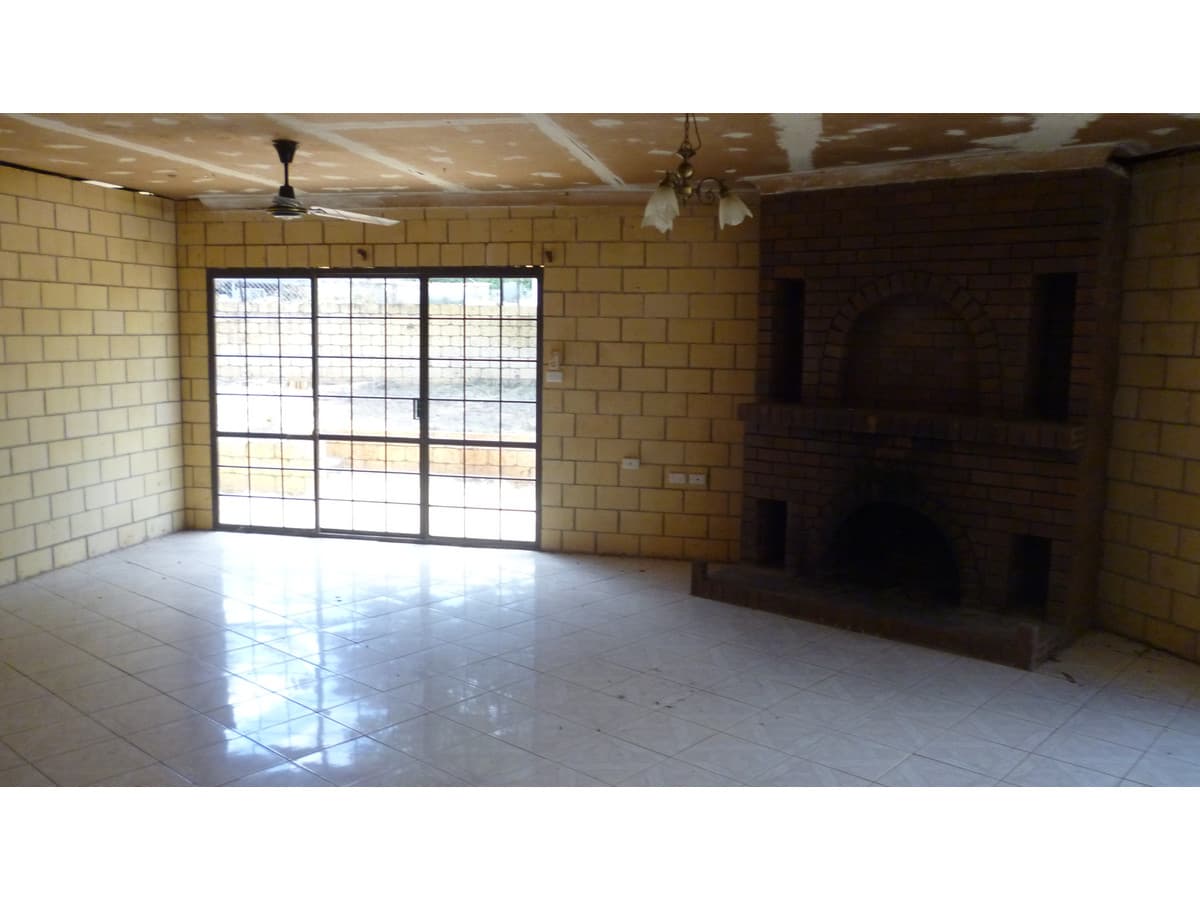 133 Somerset Road, Gracemere QLD, Gracemere - Thumbnail 3