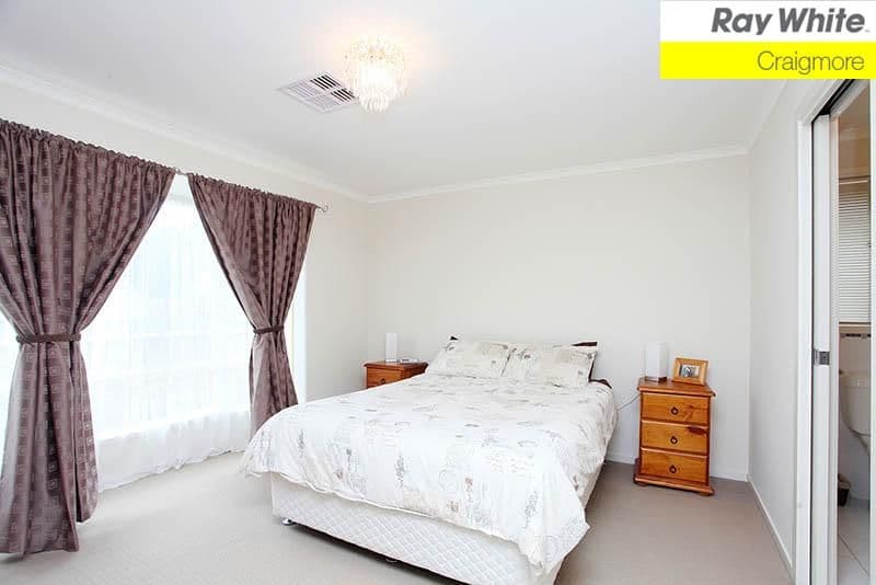16 Hampshire Drive, CRAIGMORE SA 5114, Craigmore - Thumbnail 3