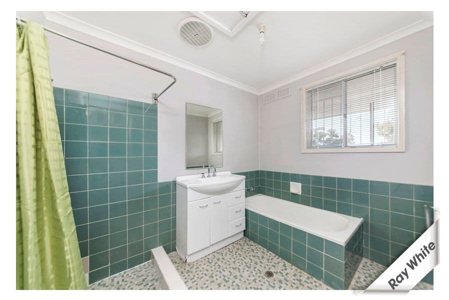 41 Gilmore Place, QUEANBEYAN NSW 2620, Queanbeyan West - Thumbnail 7
