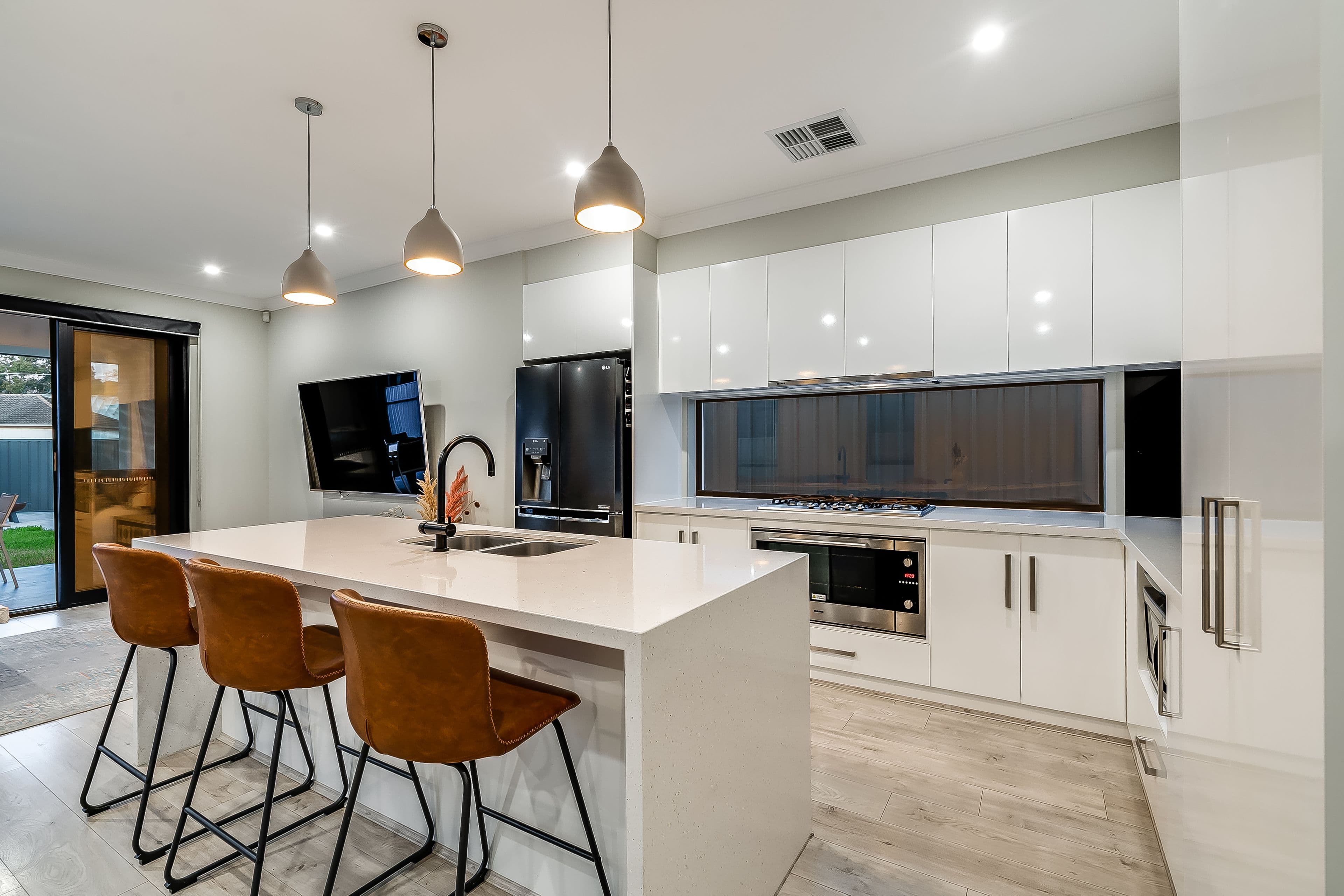124 Beach Street, Grange SA 5022, Grange - Thumbnail 4