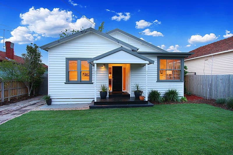 5 Swindon Road, Hughesdale VIC 3166, Hughesdale - Thumbnail 2