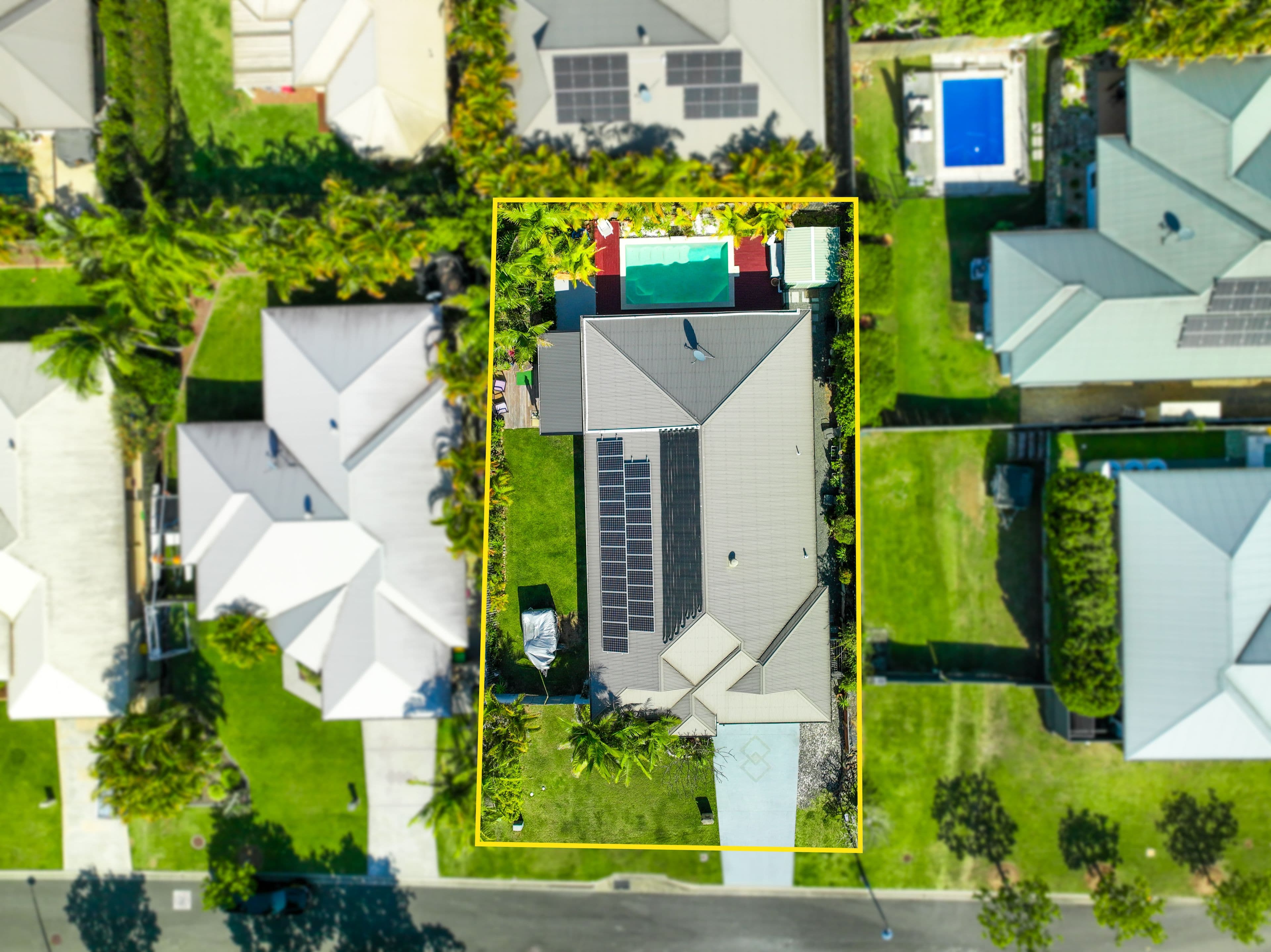 8 Infinity Court, Coomera Waters QLD 4209, Coomera - Thumbnail 3