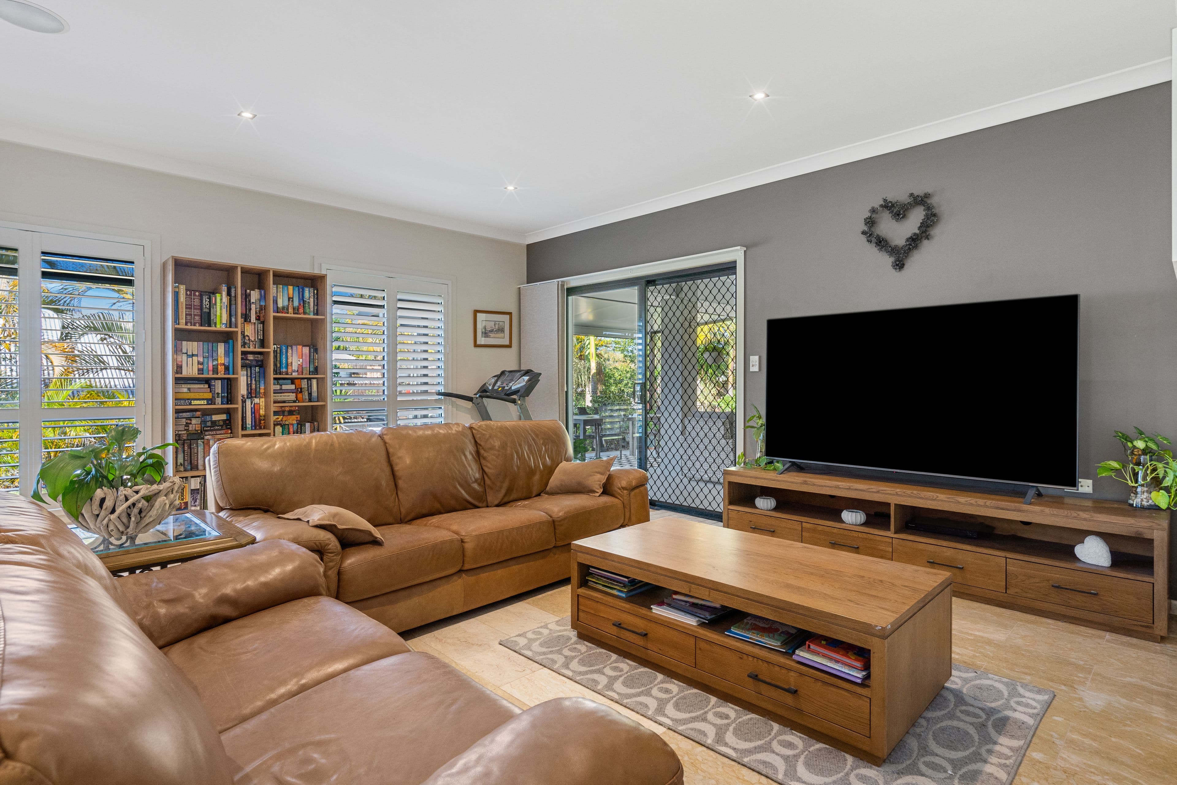 8 Infinity Court, Coomera Waters QLD 4209, Coomera - Thumbnail 8