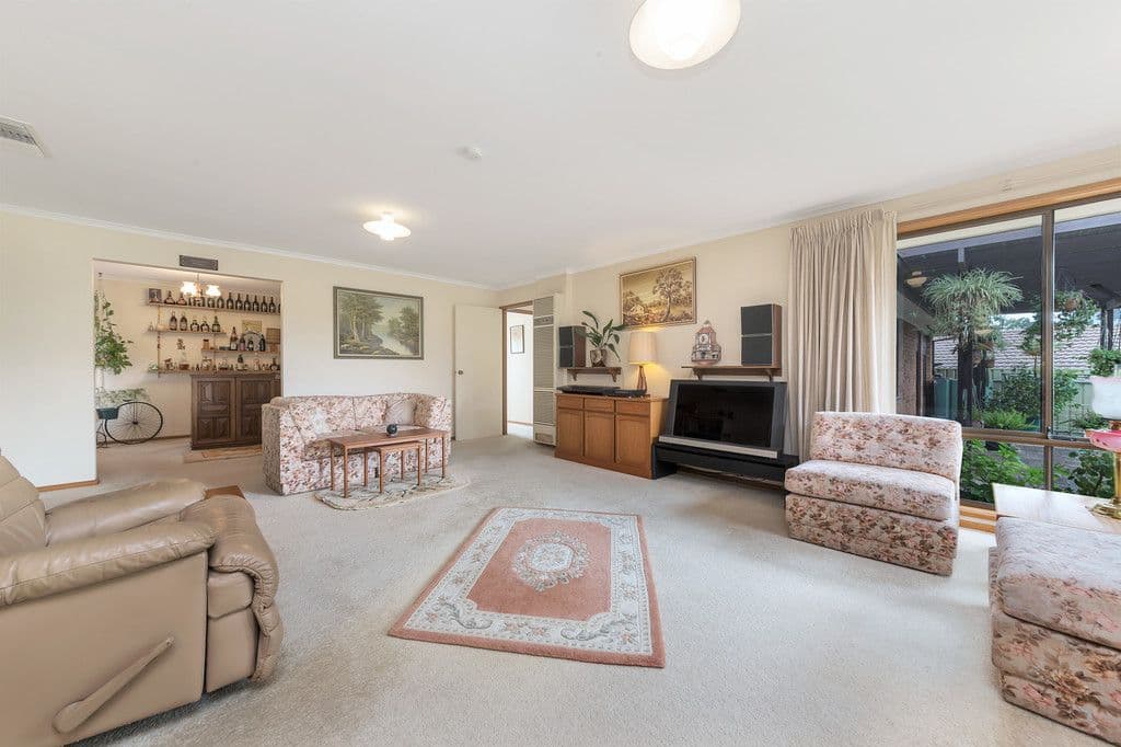 1 Victor Drive, Valley View SA 5093, Valley View - Thumbnail 7