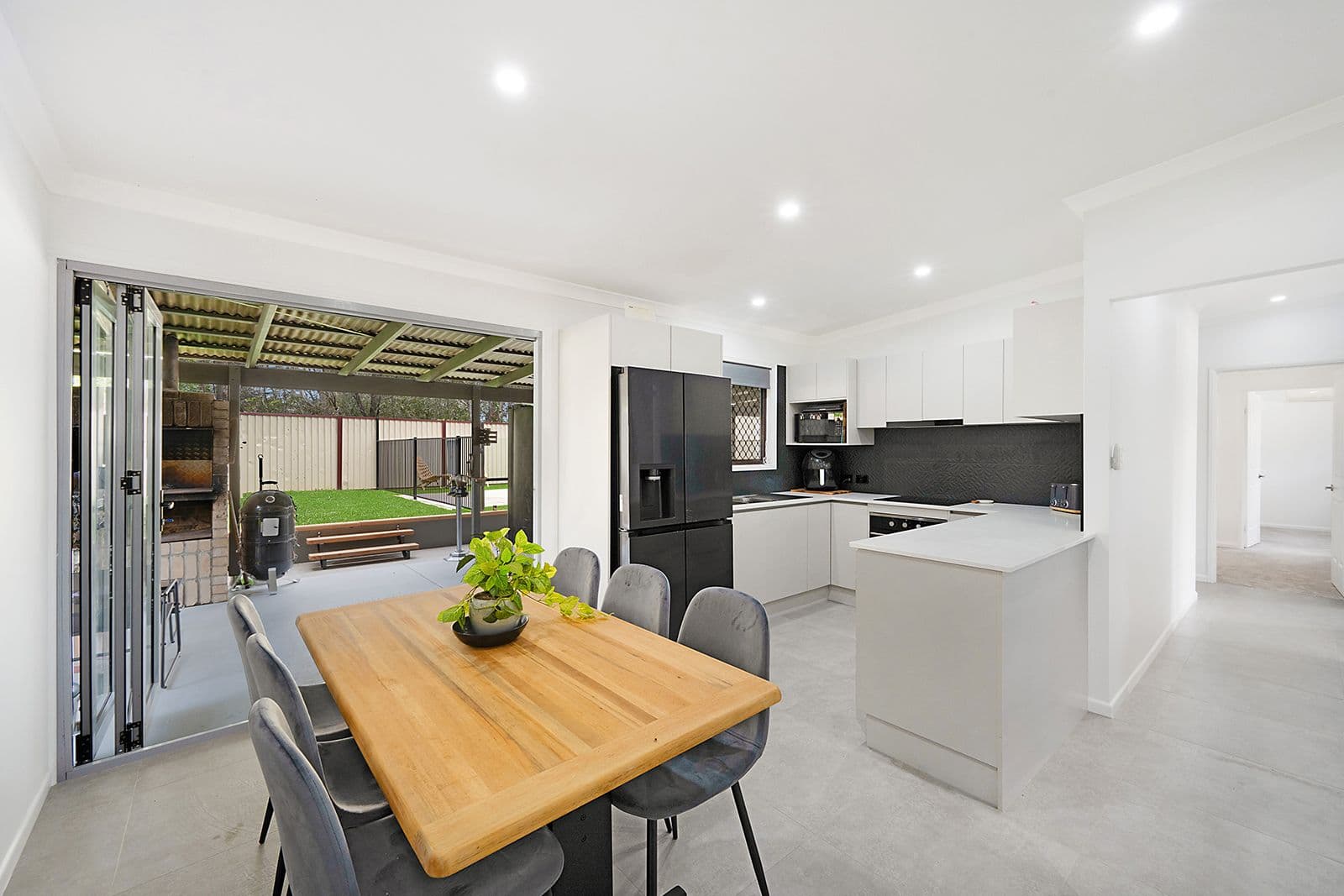 42 FREDAN Road, Deception Bay QLD 4508, Deception Bay - Image 1