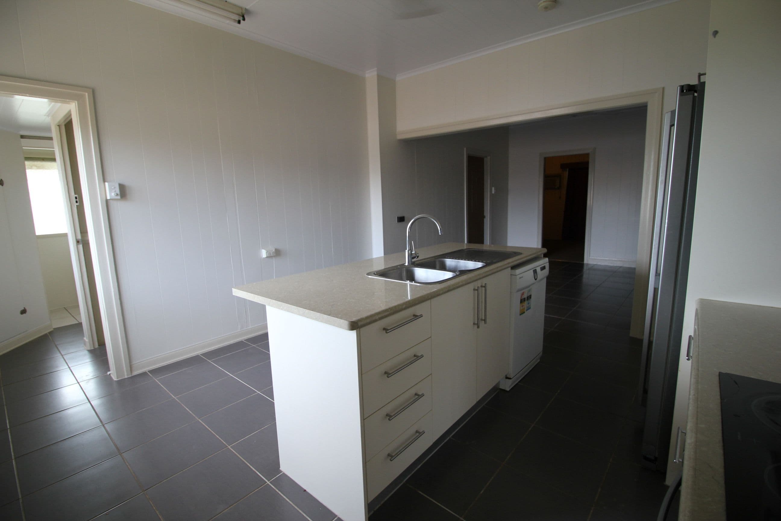 36 Davidson Street, Ingham QLD 4850, Ingham - Thumbnail 5